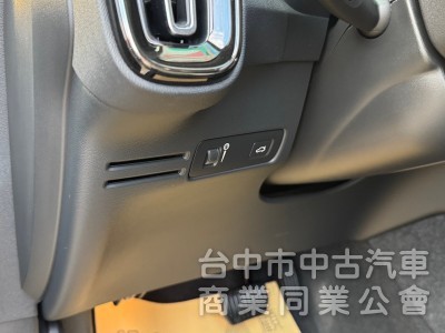 2022 XC40 T2 跑五萬多公里