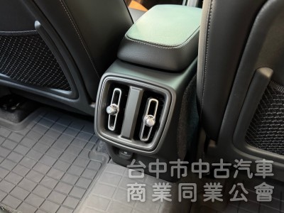 2022 XC40 T2 跑五萬多公里