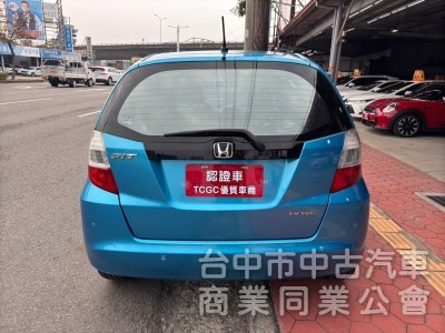 2009 FIT VTIS 跑十三萬