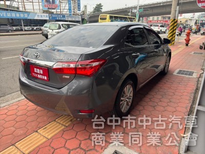 2016 Altis 1.8 S+ 跑三萬公里