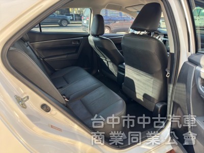 2015 Altis 1.8 跑四萬多 原廠保養