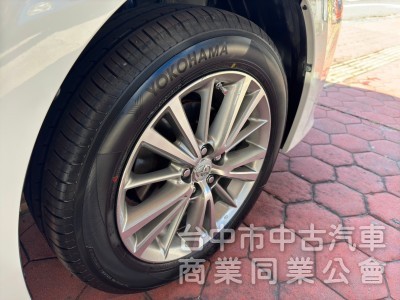 2015 Altis 1.8 跑四萬多 原廠保養