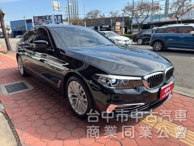 2017 BMW 520i 總代理 摸門 Carplay 大螢幕