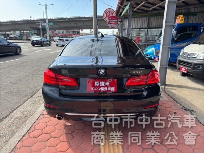 2017 BMW 520i 總代理 摸門 Carplay 大螢幕