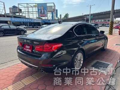 2017 BMW 520i 總代理 摸門 Carplay 大螢幕