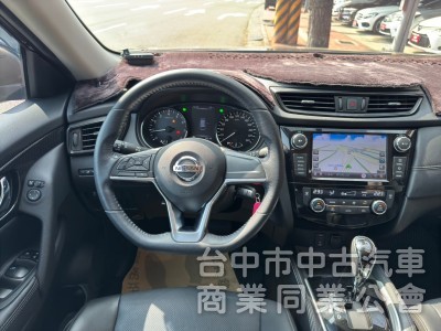 2019 X-Trail 2.0 經典 跑十三萬