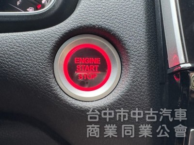 2019 CRV 1.5 VTi-S 跑八萬 原鈑件