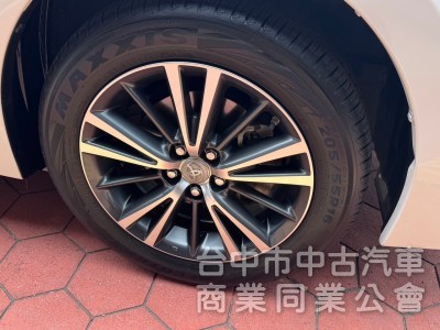 2017 Altis 1.8 經典 跑五萬 免鑰匙