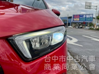 2019 A180 四門