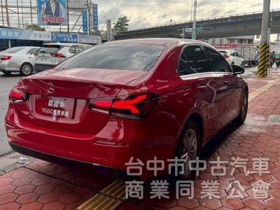 2019 A180 四門