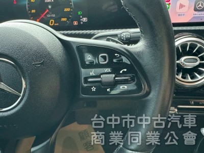 2019 A180 四門