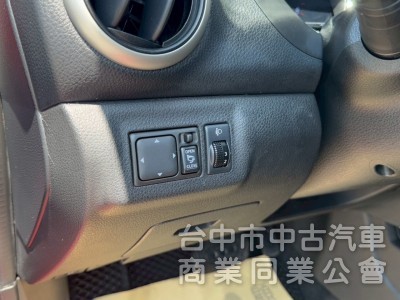 2014 Livina 1.6 跑七萬多