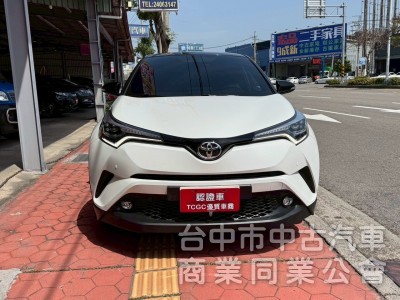 2019 CHR 1.2豪華 跑七萬多公里