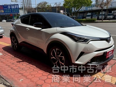 2019 CHR 1.2豪華 跑七萬多公里