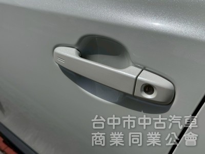2019 CHR 1.2豪華 跑七萬多公里