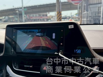 2019 CHR 1.2豪華 跑七萬多公里
