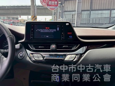 2019 CHR 1.2豪華 跑七萬多公里