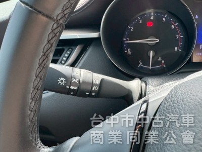 2019 CHR 1.2豪華 跑七萬多公里