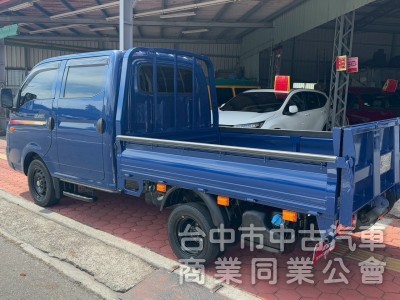 2022/11 小霸王 雙廂自排 跑三萬多公里