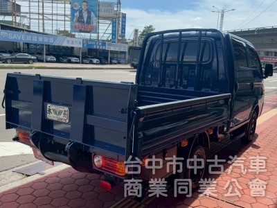 2022/11 小霸王 雙廂自排 跑三萬多公里