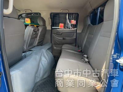 2022/11 小霸王 雙廂自排 跑三萬多公里