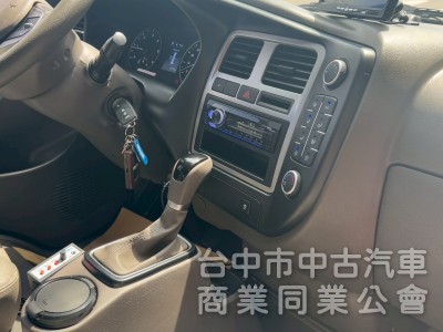 2022/11 小霸王 雙廂自排 跑三萬多公里