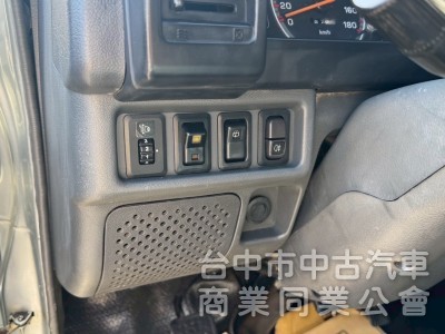 2010 得利卡 廂型車 跑十一萬
