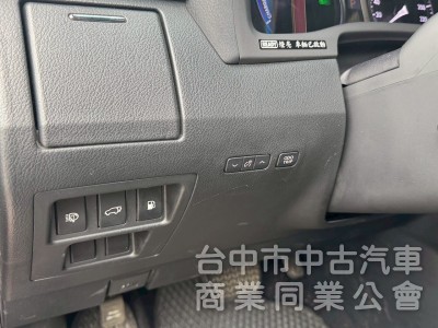 2014 RX450h 油電 跑22萬