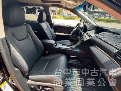 2014 RX450h 跑22萬公里