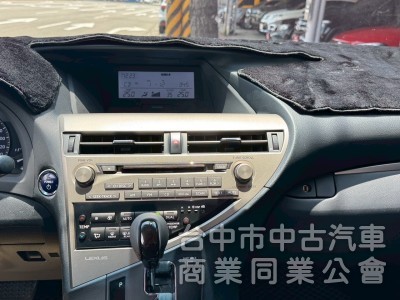 2014 RX450h 跑22萬公里