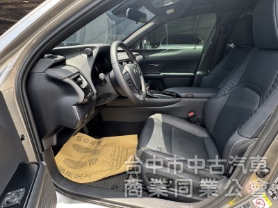 2019 UX200 跑四萬多公里