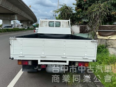 2017 Hino300 11.5呎