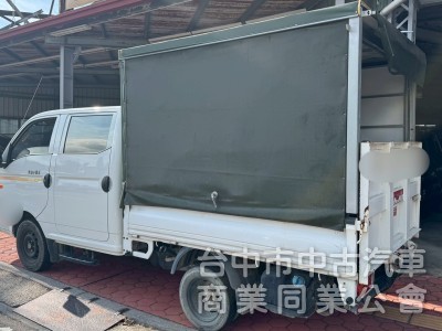 2022 雙廂小霸王 自排 跑三萬多公里