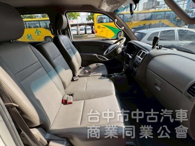 2022 雙廂小霸王 自排 跑三萬多公里