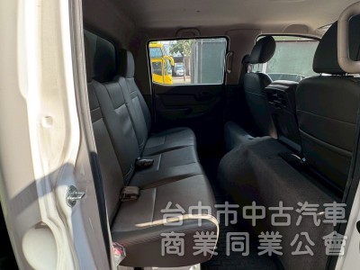 2022 雙廂小霸王 自排 跑三萬多公里