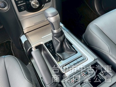 2023 Land Cruiser Prado