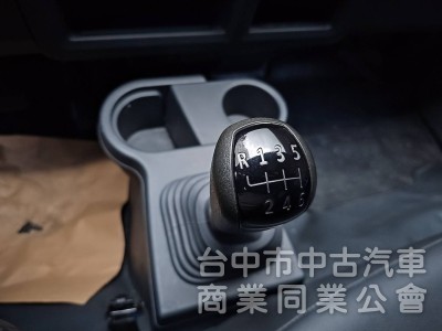 2022 得利卡貨車 跑八萬