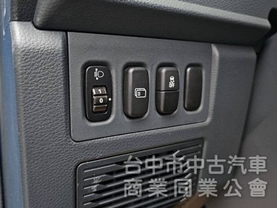 2022 得利卡貨車 跑八萬