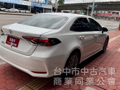 2023 Altis 豪華 跑七萬