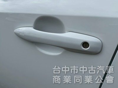 2023 Altis 豪華 跑七萬