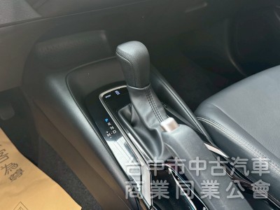 2023 Altis 豪華 跑七萬