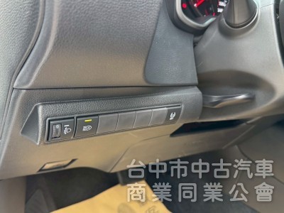 2023 Altis 豪華 跑七萬