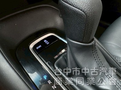 2023 Altis 豪華 跑七萬