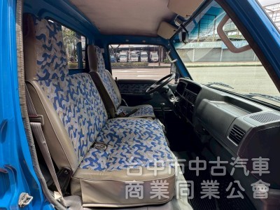 2004 福特載卡多