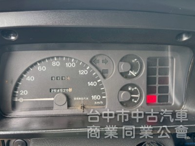 2004 福特載卡多