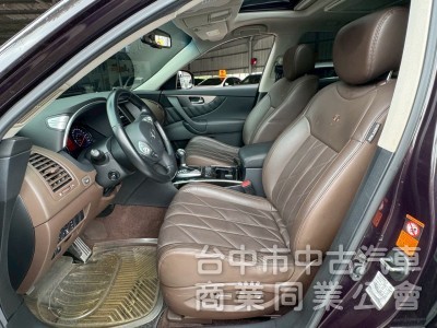 2010 FX35 跑九萬多公里