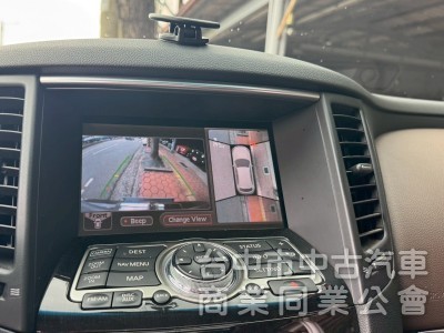 2010 FX35 跑九萬多公里