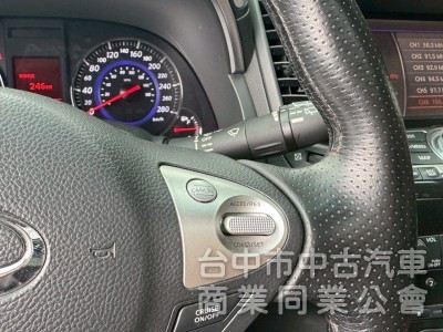 2010 FX35 跑九萬多公里