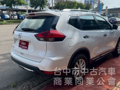 2018 X-Trail 玩美影音版 跑六萬