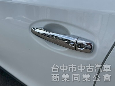 2018 X-Trail 玩美影音版 跑六萬